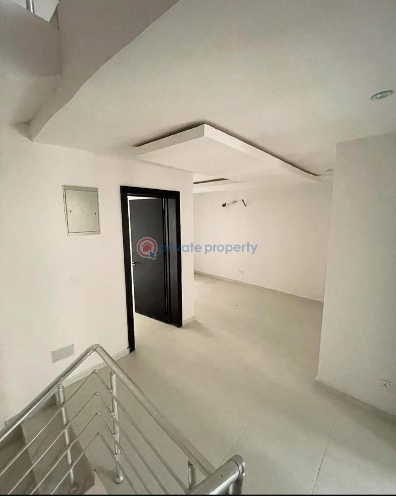 4 bedroom Flat & Apartment For Rent Osapa Lekki Lagos - 2