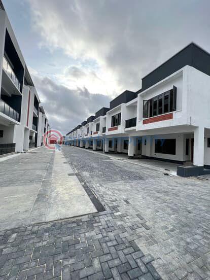 4 bedroom terraced duplex - 1 4 bedroom Terraced Duplex For Sale Osapa Lekki Lagos - 1