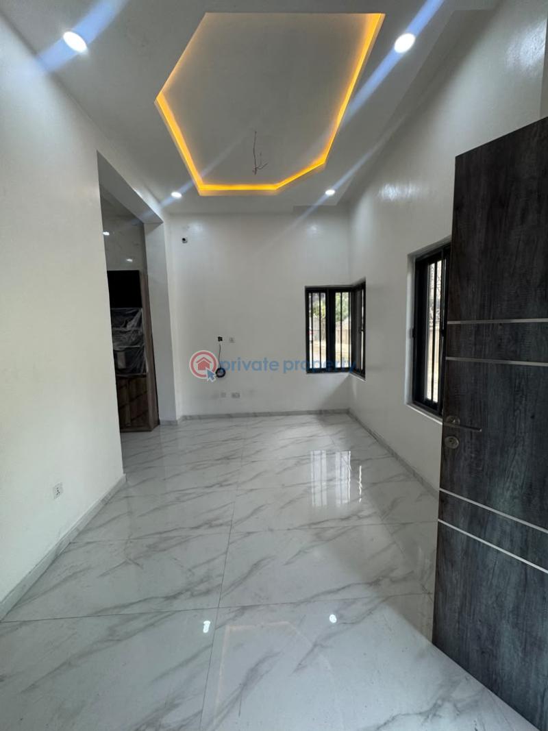 4 bedroom Terrace For Sale Victoria Island Lagos - 2