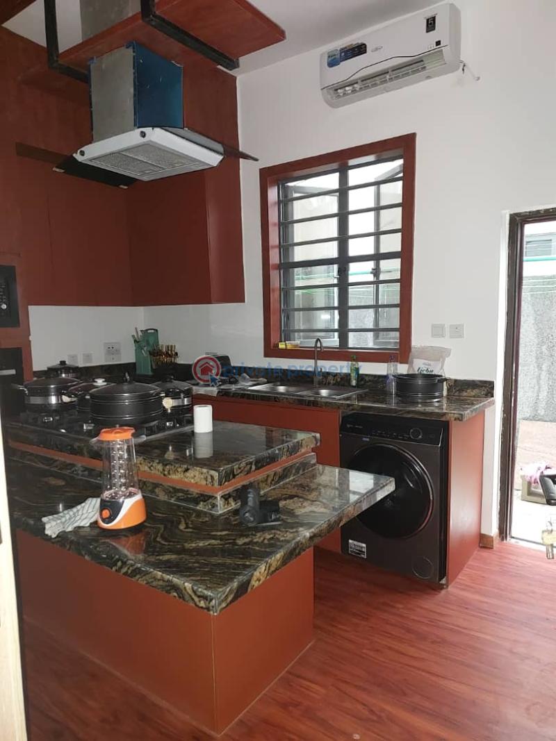 4 bedroom House For Sale Harris Drive Victoria Garden City Lekki Lagos - 7