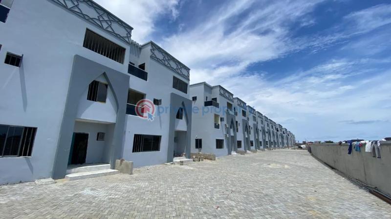 4 bedroom Terraced Duplex For Sale Orchid Road, Lekki, Lagos, Nigeria Chevron Drive Lekki Lagos - 0