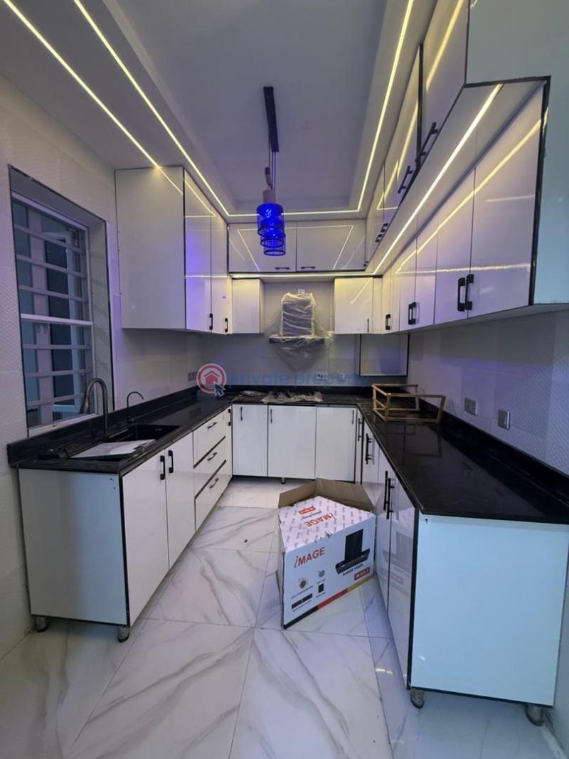 4 bedroom Terrace For Sale Lekki Lagos - 2