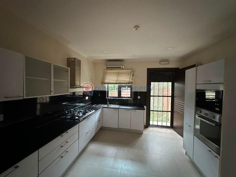 4 bedroom House For Rent Off Bourdillon Ikoyi Lagos - 11
