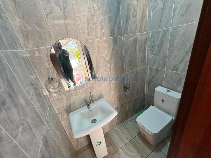 4 bedroom Townhouse For Sale Durumi Abuja Phase 2  - 2