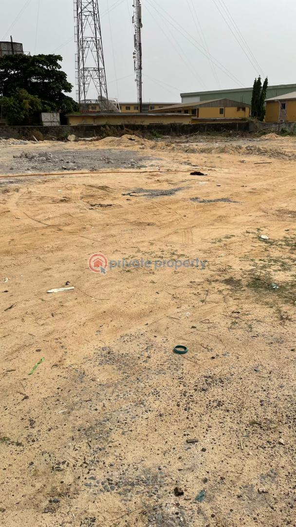 4 bedroom Townhouse For Sale Victoria Island Lagos - 1