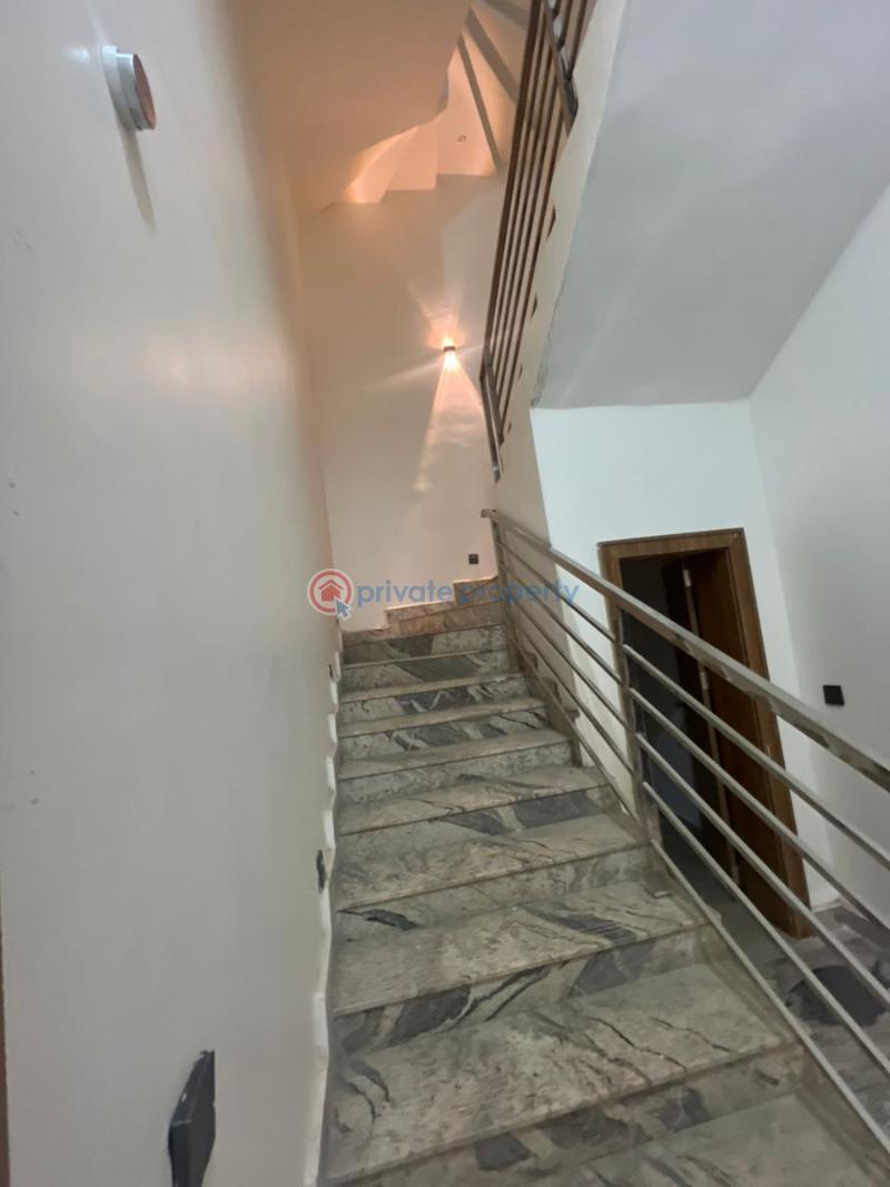 4 bedroom Terraced Duplex For Rent Guzape Abuja Phase 1  - 5
