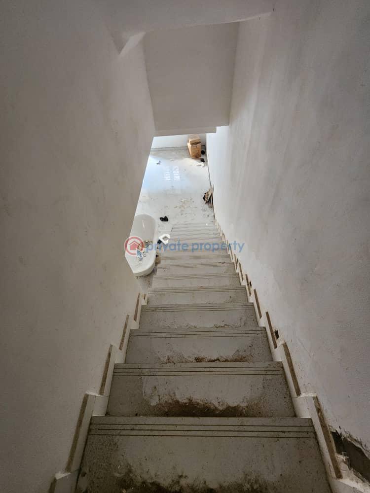 4 bedroom Detached Duplex For Sale Gra Ikeja Lagos - 9