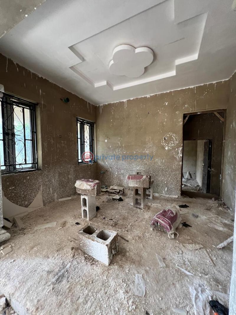 4 bedroom Detached Bungalow For Sale Ogundipe Near Kumopayi Olodo Garage Area Ibadan Oyo - 3