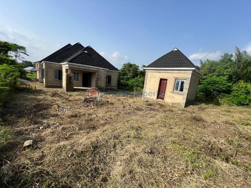 4 bedroom Detached Bungalow For Sale Ogundipe Near Kumopayi Olodo Garage Area Ibadan Oyo - 15