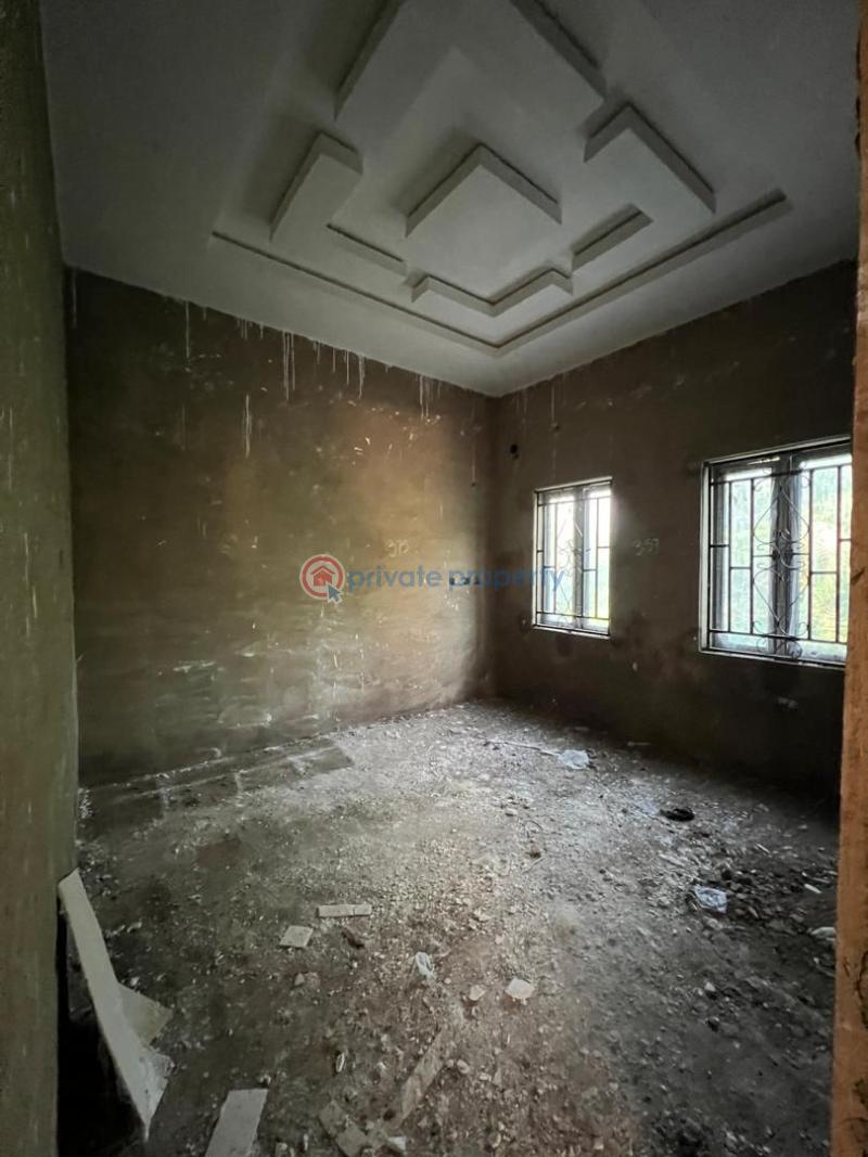 4 bedroom Detached Bungalow For Sale Ogundipe Near Kumopayi Olodo Garage Area Ibadan Oyo - 4
