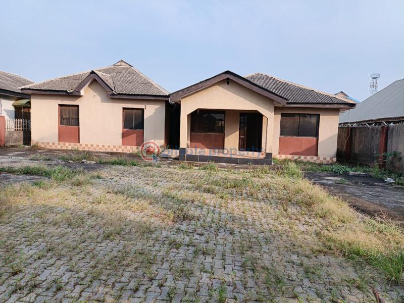 4 bedroom Bungalow For Sale Off Igbopa Road Ijede Ikorodu Lagos - 3