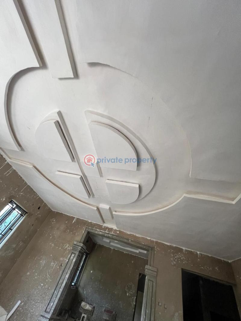 4 bedroom Detached Bungalow For Sale Ogundipe Near Kumopayi Olodo Garage Area Ibadan Oyo - 9