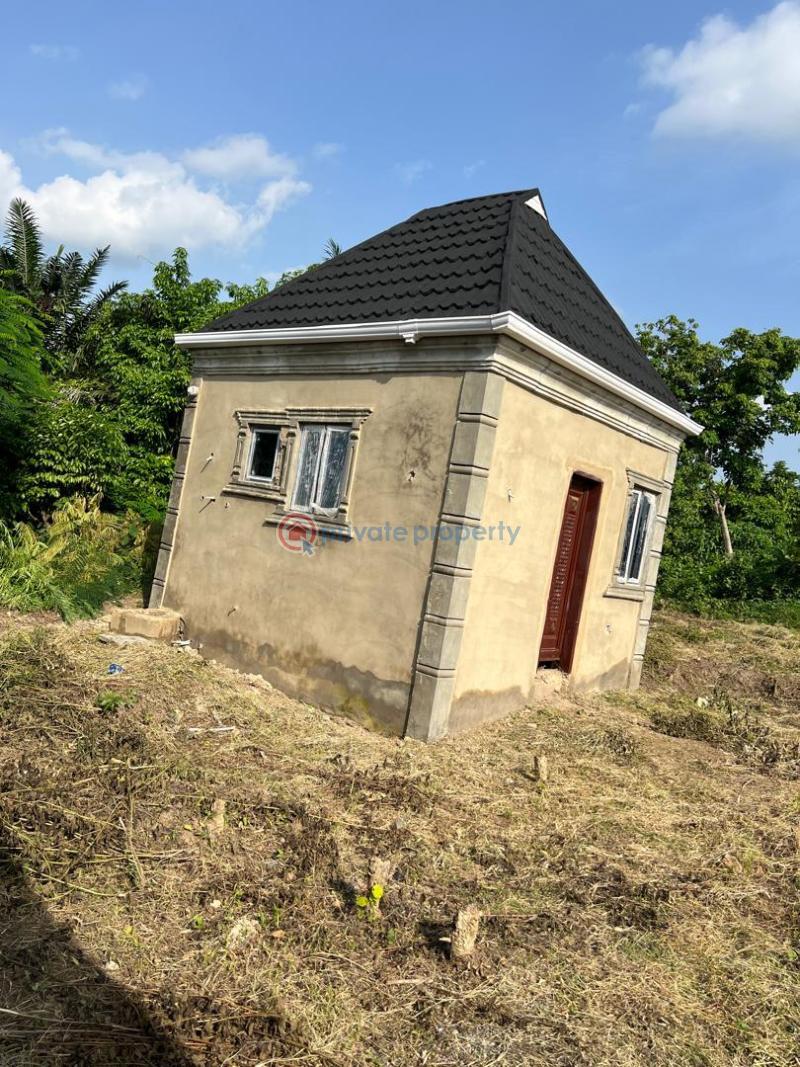 4 bedroom Detached Bungalow For Sale Ogundipe Near Kumopayi Olodo Garage Area Ibadan Oyo - 8