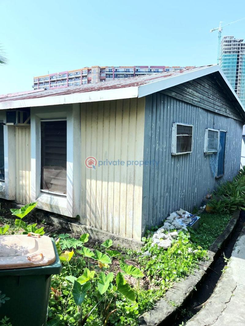 4 bedroom Detached Bungalow For Sale Victoria Island Lagos - 7