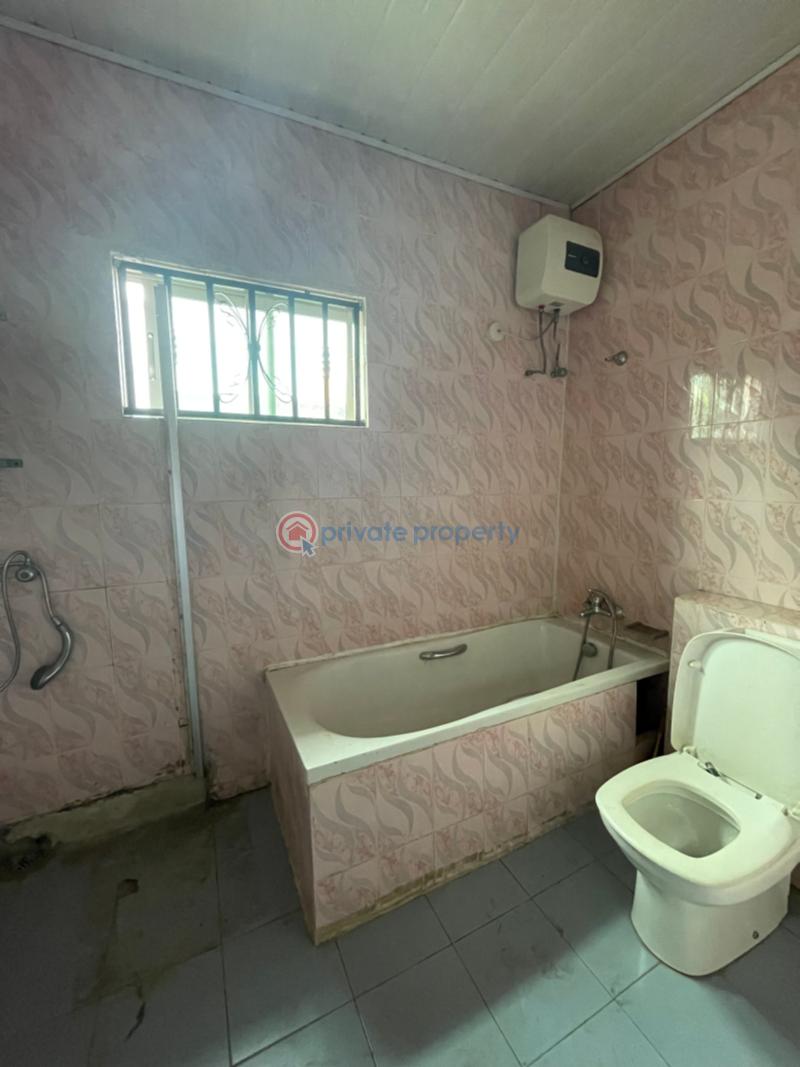 4 bedroom Semi detached Bungalow For Sale Mayfair Gardens Estate Awoyaya Ajah Lagos - 7