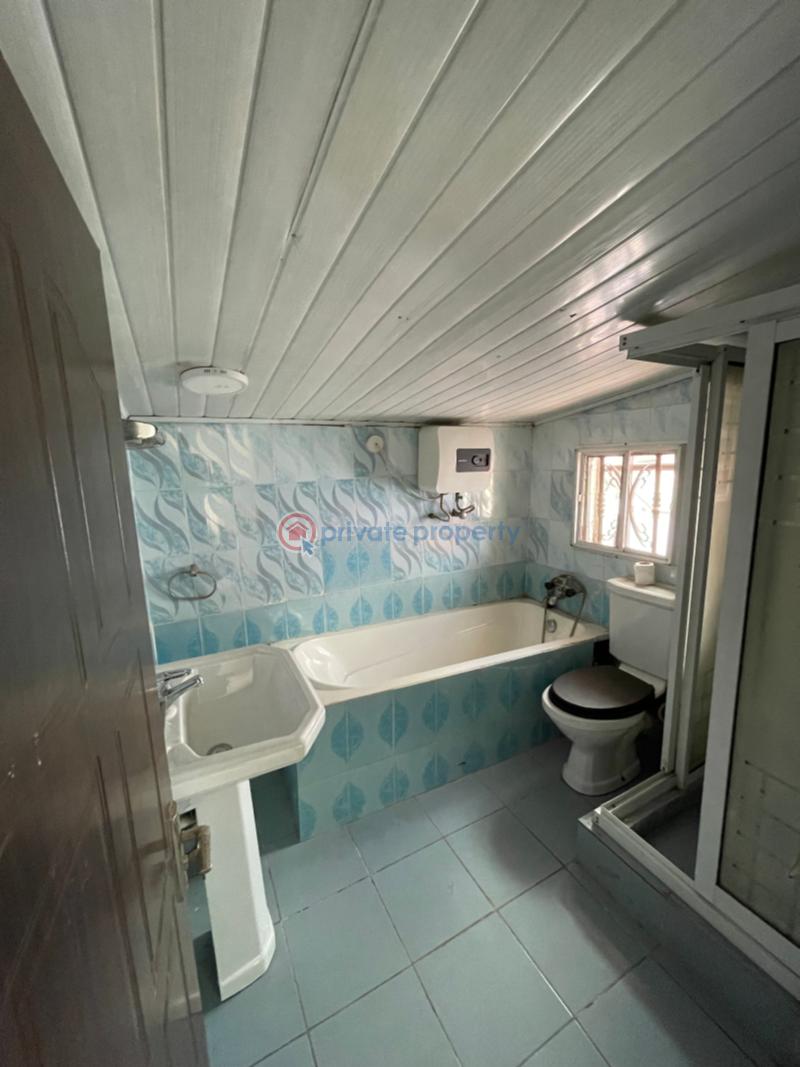 4 bedroom Semi detached Bungalow For Sale Mayfair Gardens Estate Awoyaya Ajah Lagos - 9