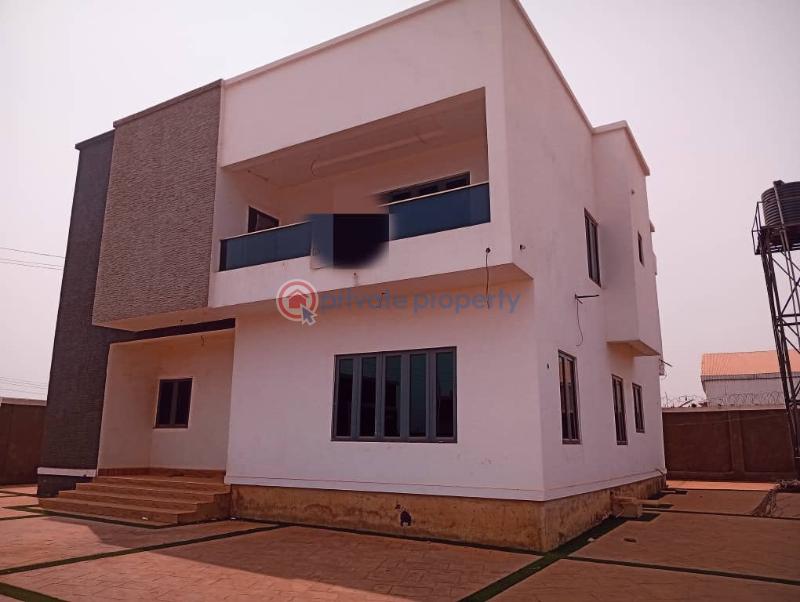 4 bedroom Detached Duplex For Sale Opposite Bethel Estate Proda Junction Enugu Area  - 4