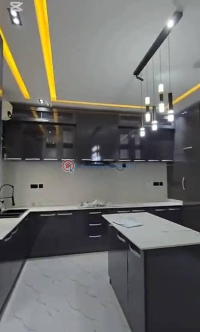 4 bedroom Detached Duplex For Sale Valley Estate In Golf Gra Enugu Area  - 9