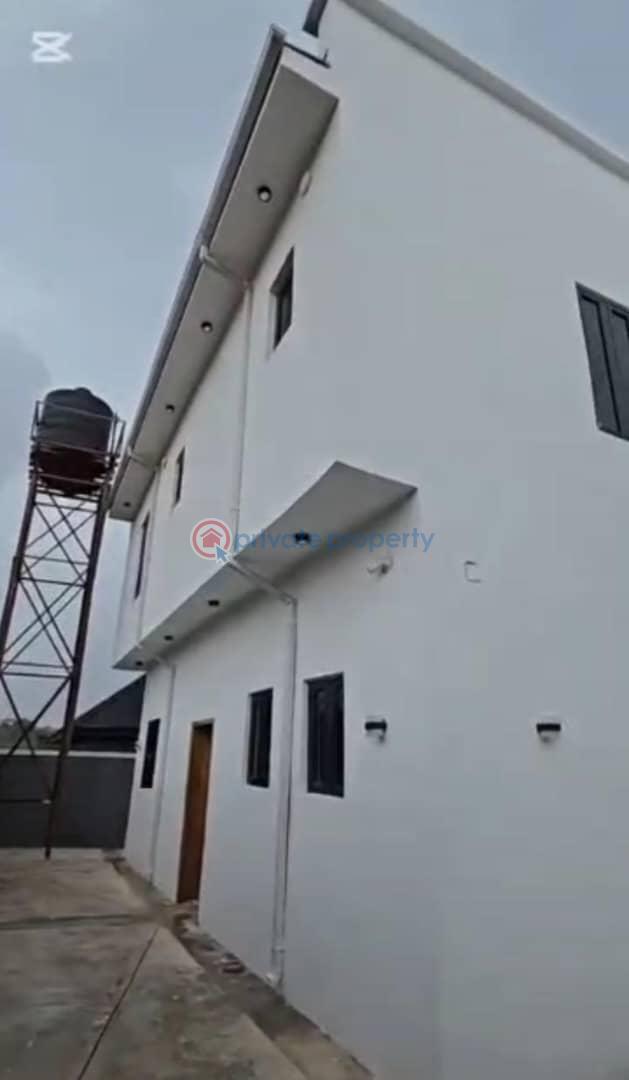 4 bedroom Detached Duplex For Sale Valley Estate In Golf Gra Enugu Area  - 4