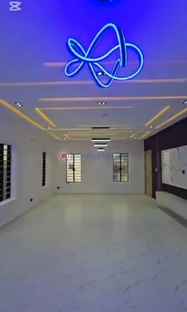 4 bedroom Detached Duplex For Sale Valley Estate In Golf Gra Enugu Area  - 12