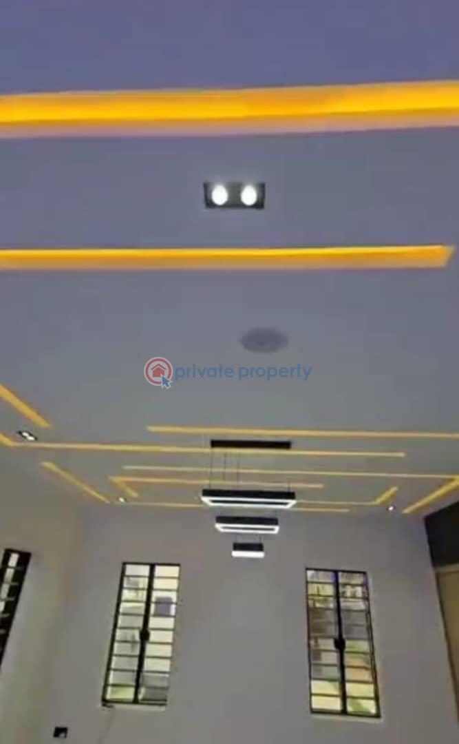 4 bedroom Detached Duplex For Sale Valley Estate In Golf Gra Enugu Area  - 11