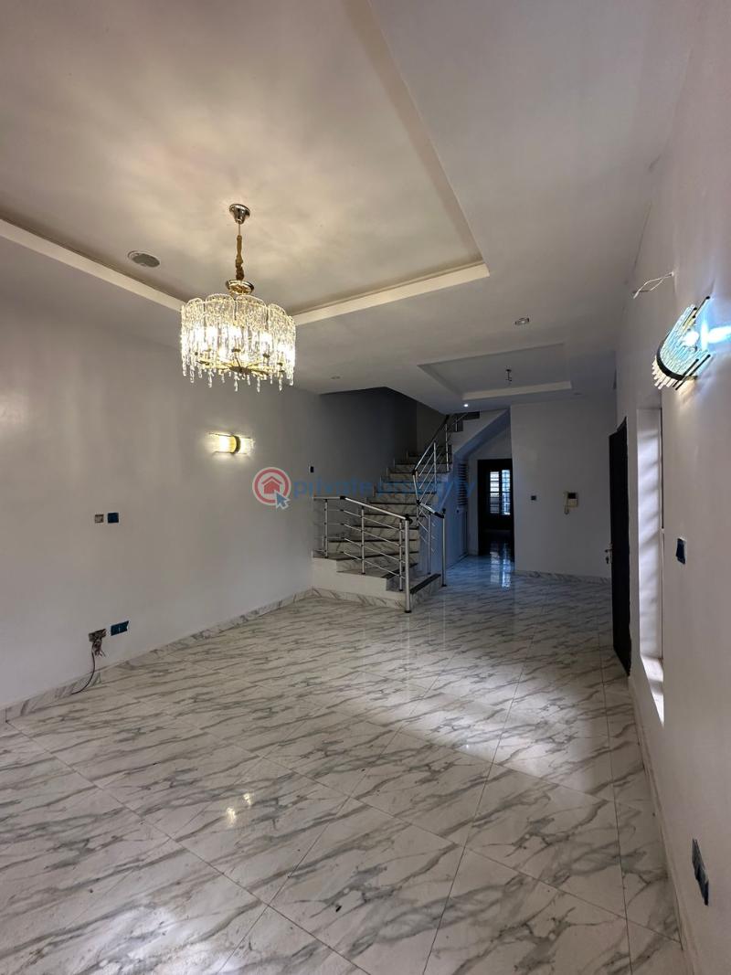 4 bedroom Office For Rent Osapa London Lekki Lagos - 9