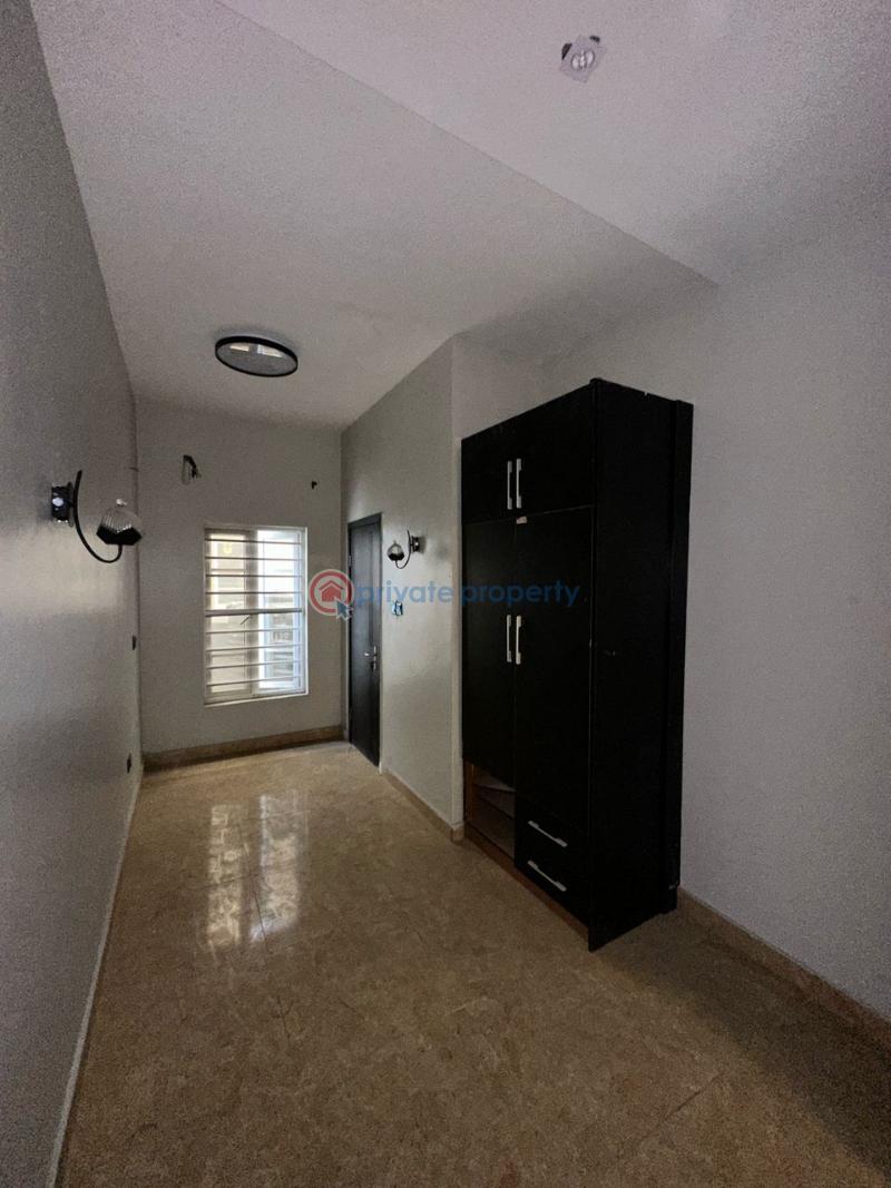 4 bedroom Office For Rent Osapa London Lekki Lagos - 10