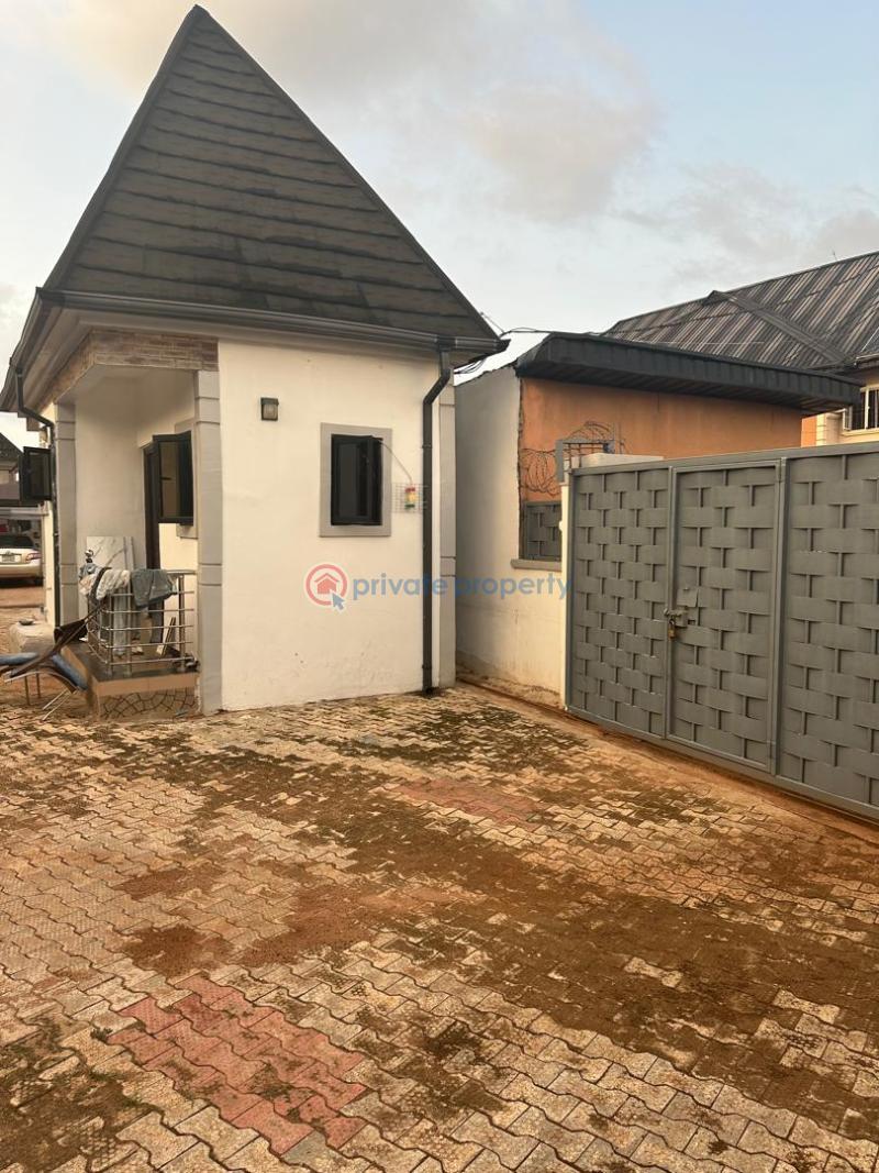 4 bedroom Detached Duplex For Sale Aruogba Gra Off Airport Road Benin City Edo State Benin Edo - 2