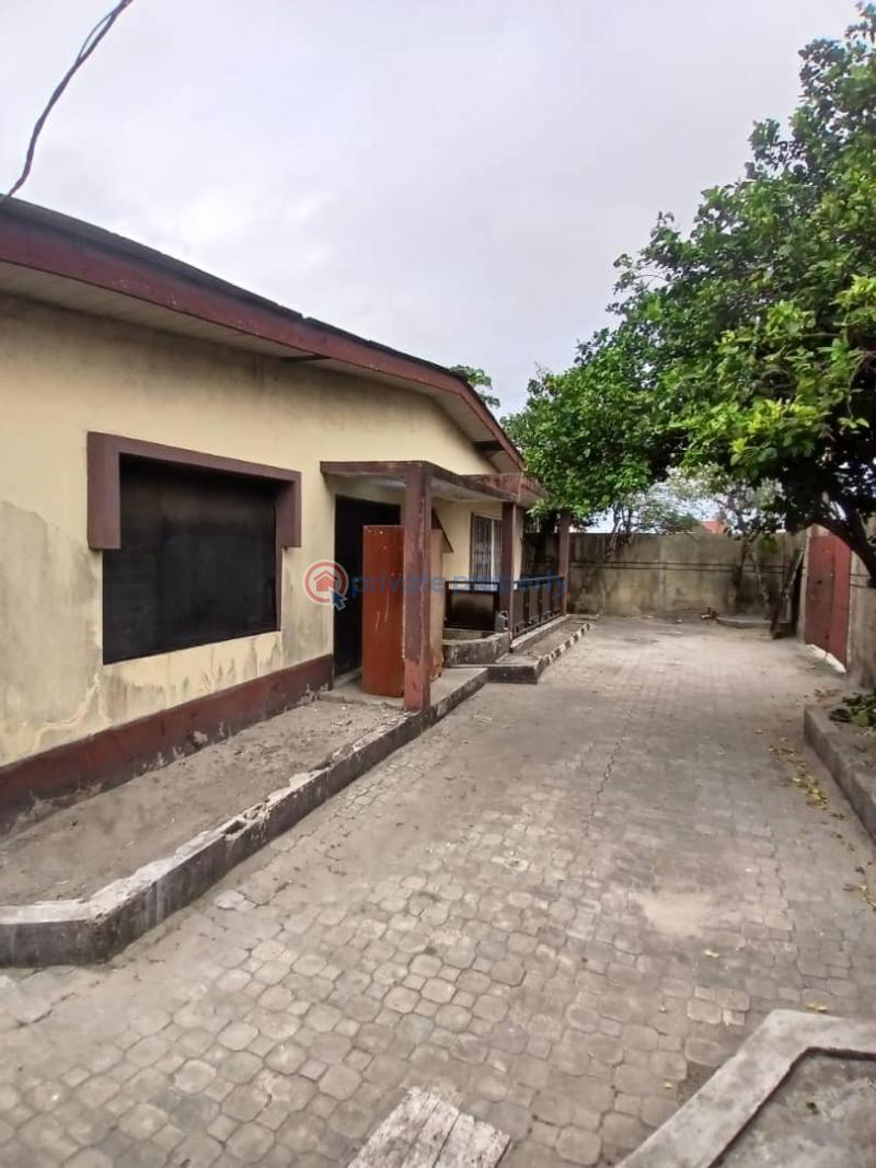 4 bedroom Bungalow For Sale Off Ado Road Ajah Ado Ajah Lagos - 1