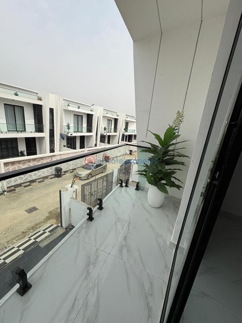 4 bedroom Detached Duplex For Sale Orchid Road Lekki Lekki Expressway Lagos - 13