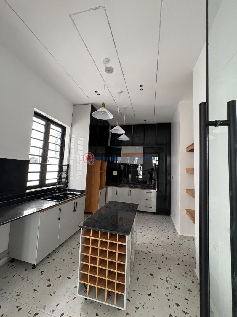 4 bedroom Detached Duplex For Sale Orchid Road Lekki Lekki Expressway Lagos - 8