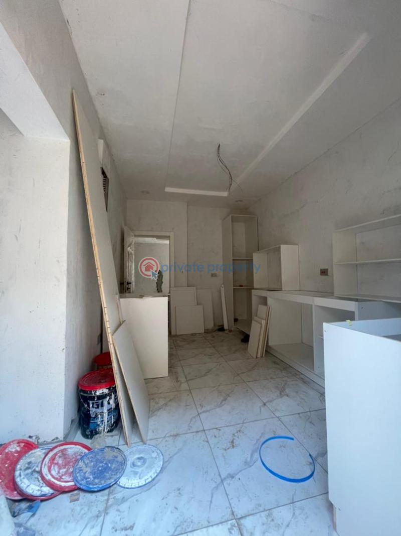 4 bedroom Detached Duplex For Sale Gbagada Phase 2 Lagos - 3