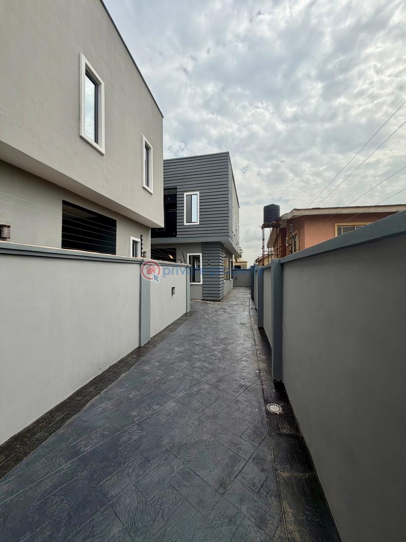 4 bedroom Detached Duplex For Sale Magodo Isheri Ikeja Lagos - 17