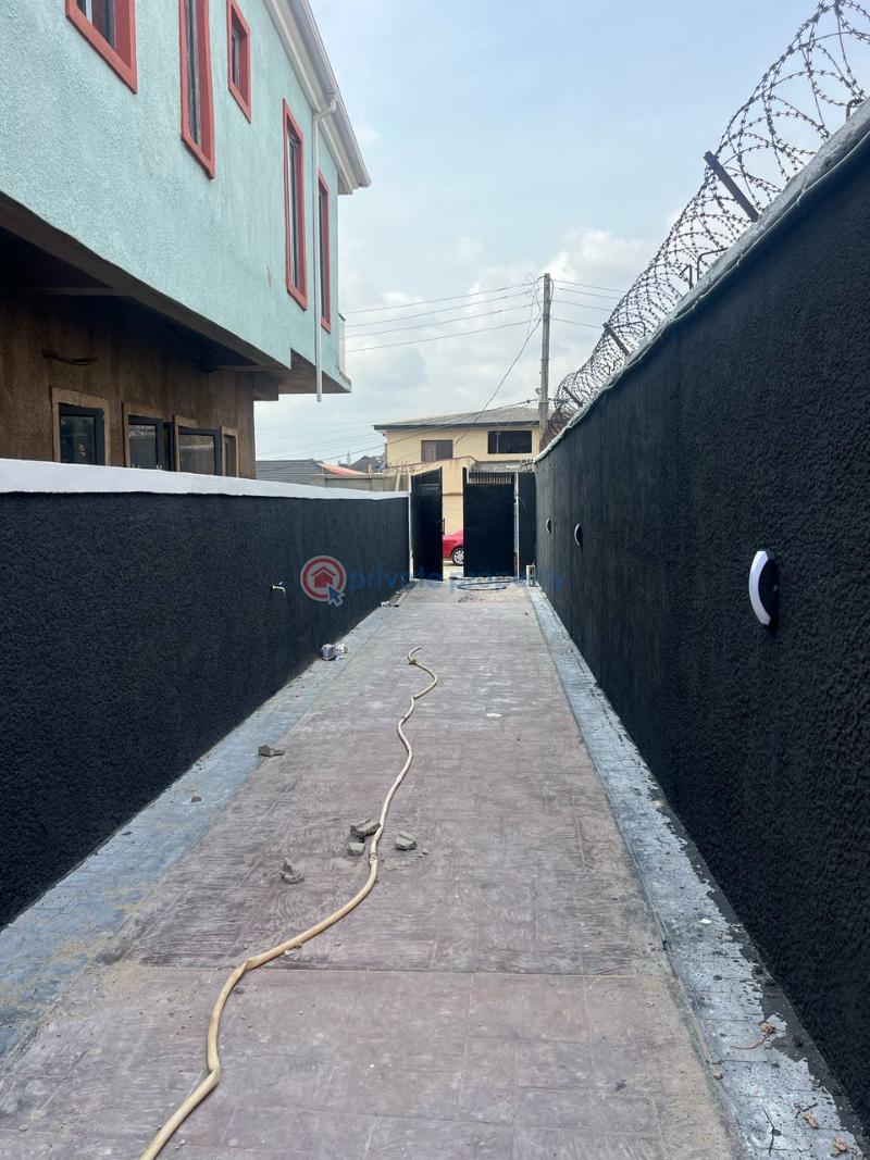 4 bedroom Detached Duplex For Sale Harmony Estate Lekki Phase 1 Lagos - 2