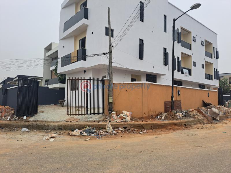4 bedroom Semi detached Duplex For Sale Ajao Estate, Anthony Maryland Lagos - 0