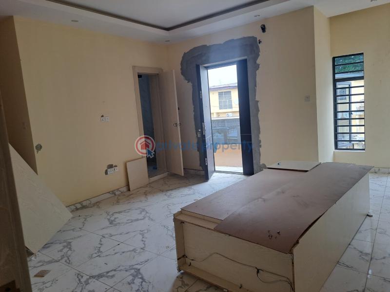 4 bedroom Semi detached Duplex For Sale Ajao Estate, Anthony Maryland Lagos - 6