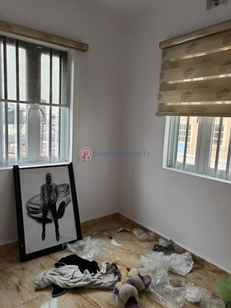 4 bedroom Semi detached Duplex For Sale Omole Phase 2 Ojodu Lagos - 1