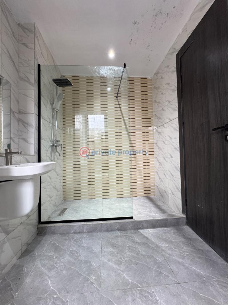 4 bedroom Maisonette For Sale Yaba Lagos - 11