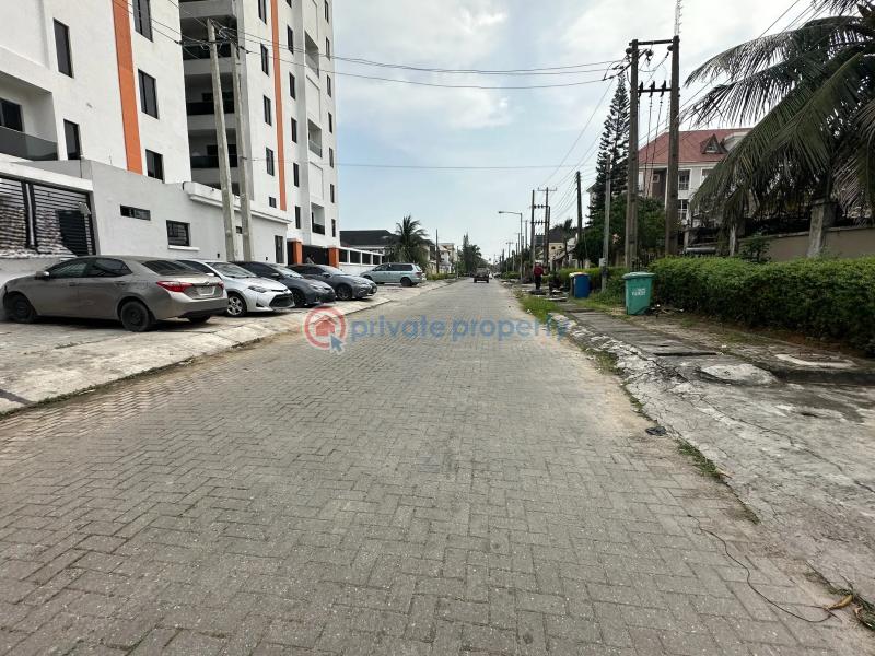 4 bedroom Maisonette For Sale Off Admiralty Way Lekki Phase 1 Lagos - 1