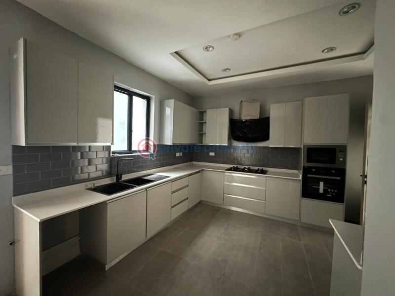 4 bedroom Maisonette For Sale Off Admiralty Way Lekki Phase 1 Lagos - 5