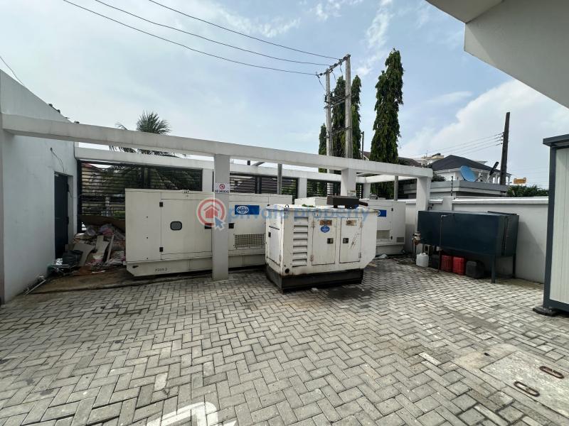 4 bedroom Maisonette For Sale Off Admiralty Way Lekki Phase 1 Lagos - 21