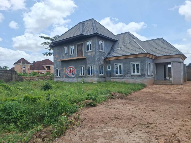 4 bedroom Penthouse For Sale Amagba Gra Benin Edo - 8
