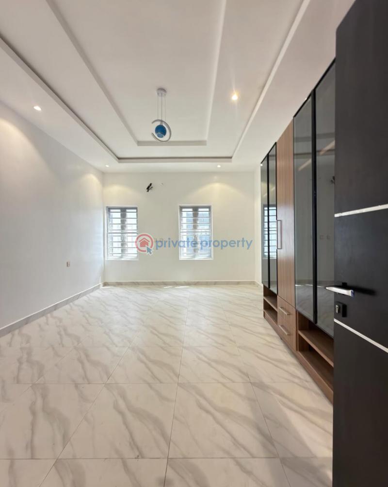4 bedroom House For Sale Adeniyi Jones Ikeja Lagos - 5