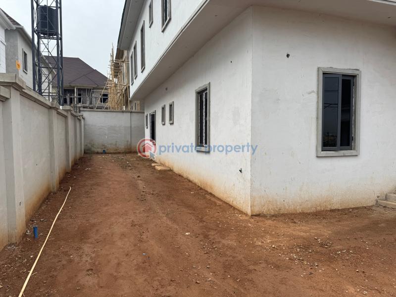 4 bedrooms semi detached duplex + bq - 12 4 bedroom Semi detached Duplex For Sale Galadimawa Abuja Phase 3  - 12