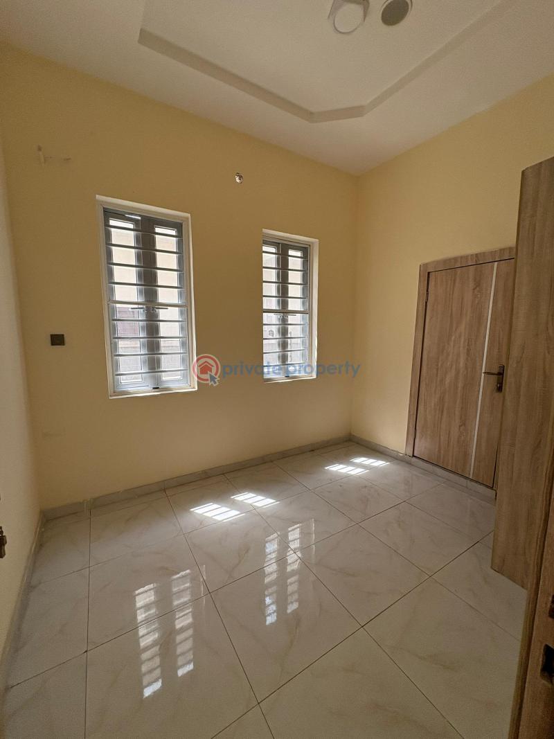 4 bedroom Semi detached Duplex For Rent Hrc Estate Along Lekki Expressway Lagos - 3