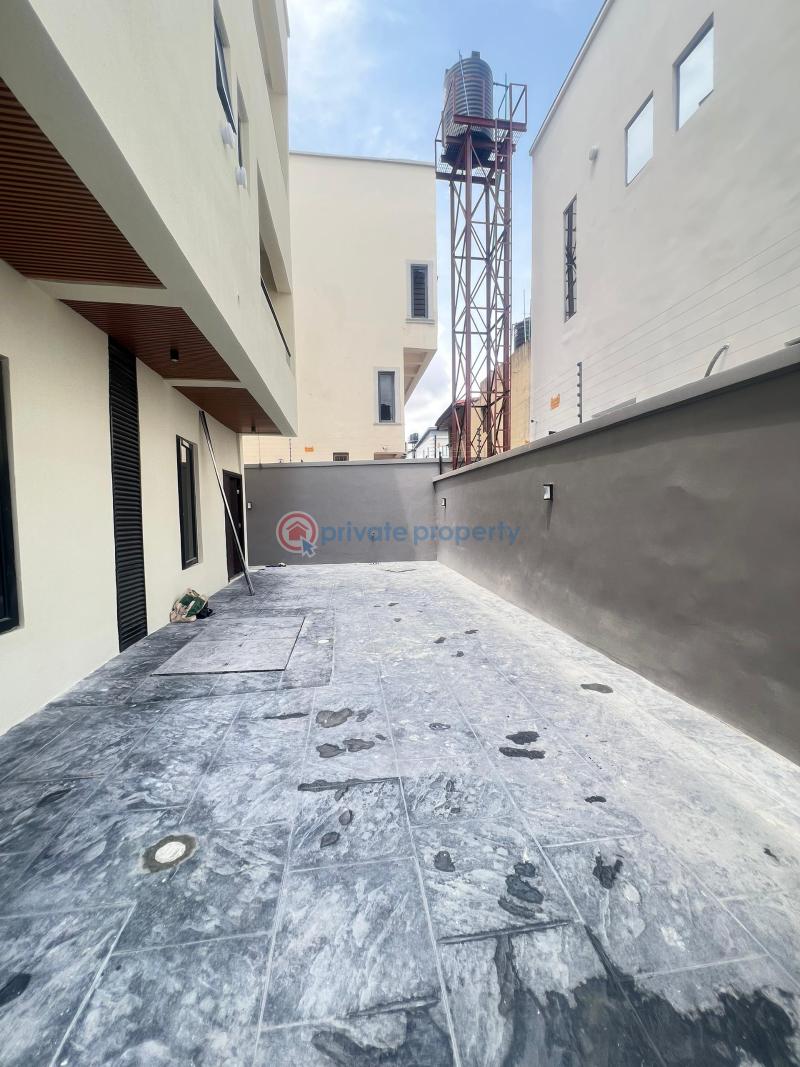 4 bedroom Detached Duplex For Sale Omole Phase 2 Ojodu Lagos - 10