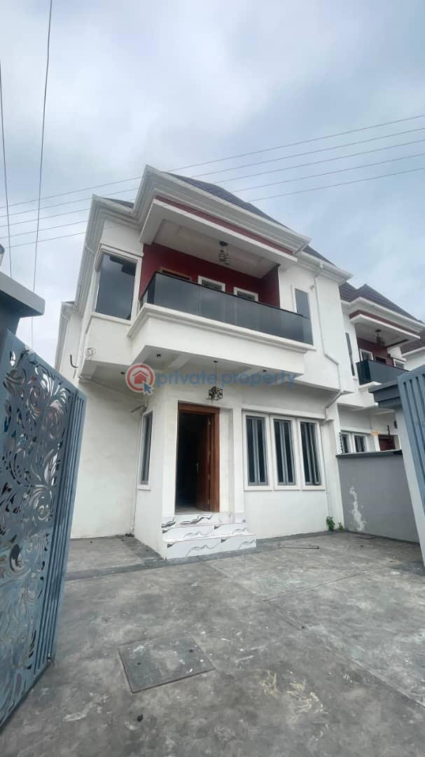 4 bedroom Duplex For Sale New Road Igbo Efon Lekki Lagos