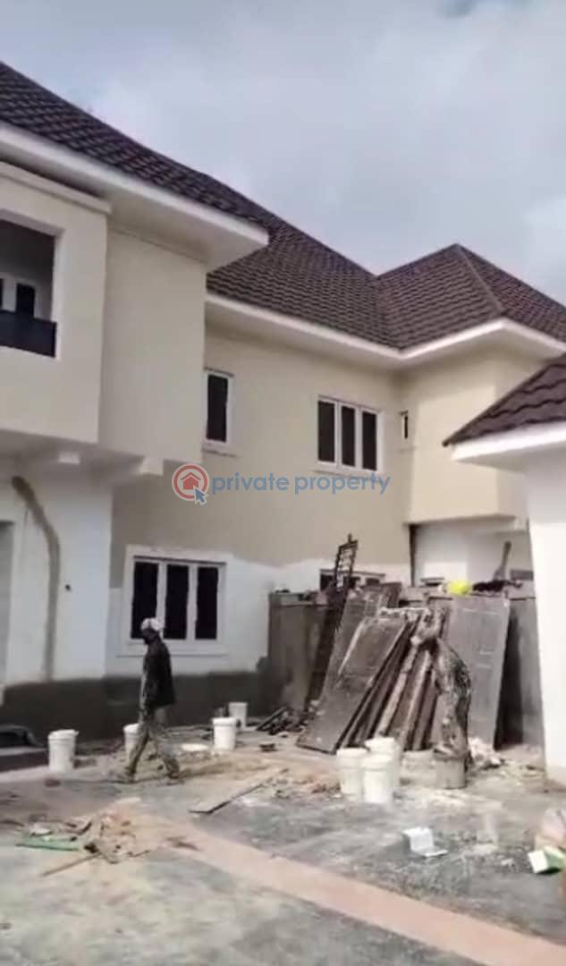 4 bedroom Semi detached Duplex For Sale Diamond Estate Enugu Area  - 5