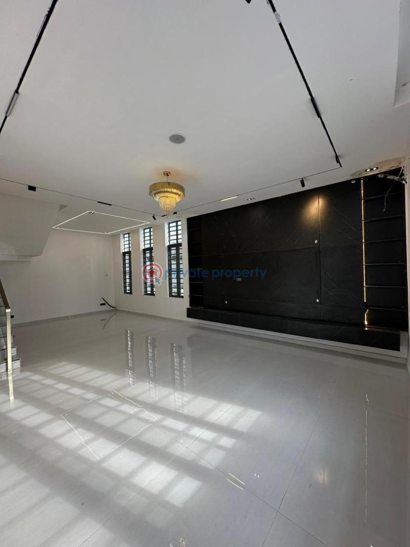 4 bedroom House For Sale Chevron Lekki Lagos - 2