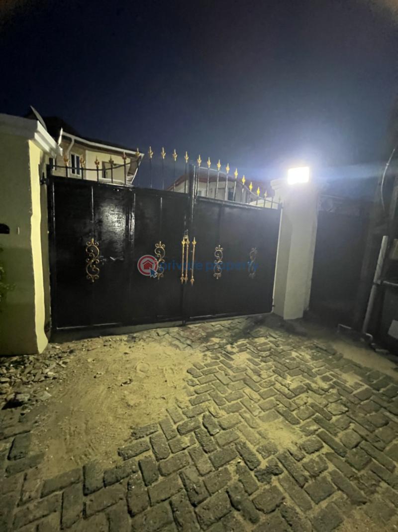 4 bedroom Semi detached Duplex For Rent Alpha Bay Estate Off Alpha Beach Road Igbo Efon Lekki Lagos - 18